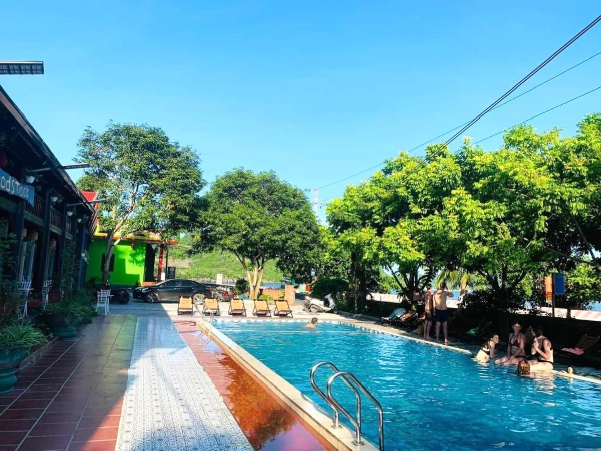 Woodstock Beach Camp Xuan Dam ภายนอก รูปภาพ